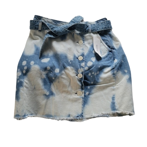 UO BDG Acid Wash Jean Skirt | size M - Picture 2 of 3